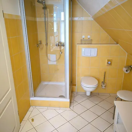 Sonja 04 アパート